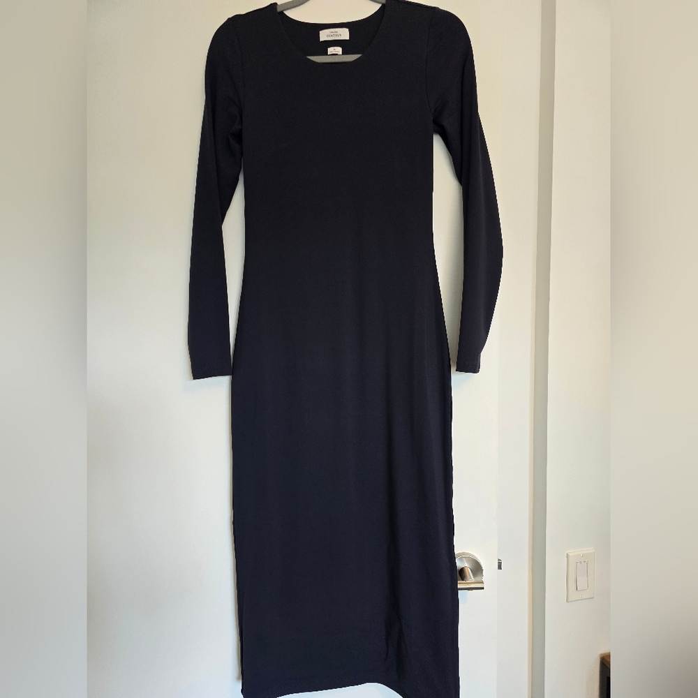 Arizia Navy Blue Long Sleeve Contour Midi Dress